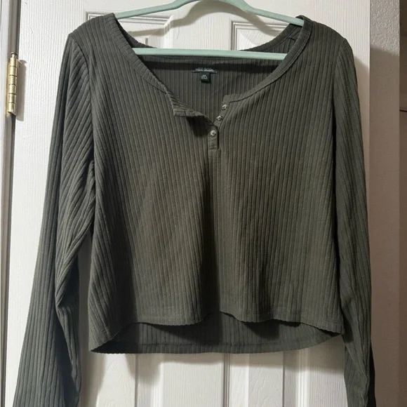 Women's Wild Fable Long Sleeve Crop Top - Picture 2 of 7